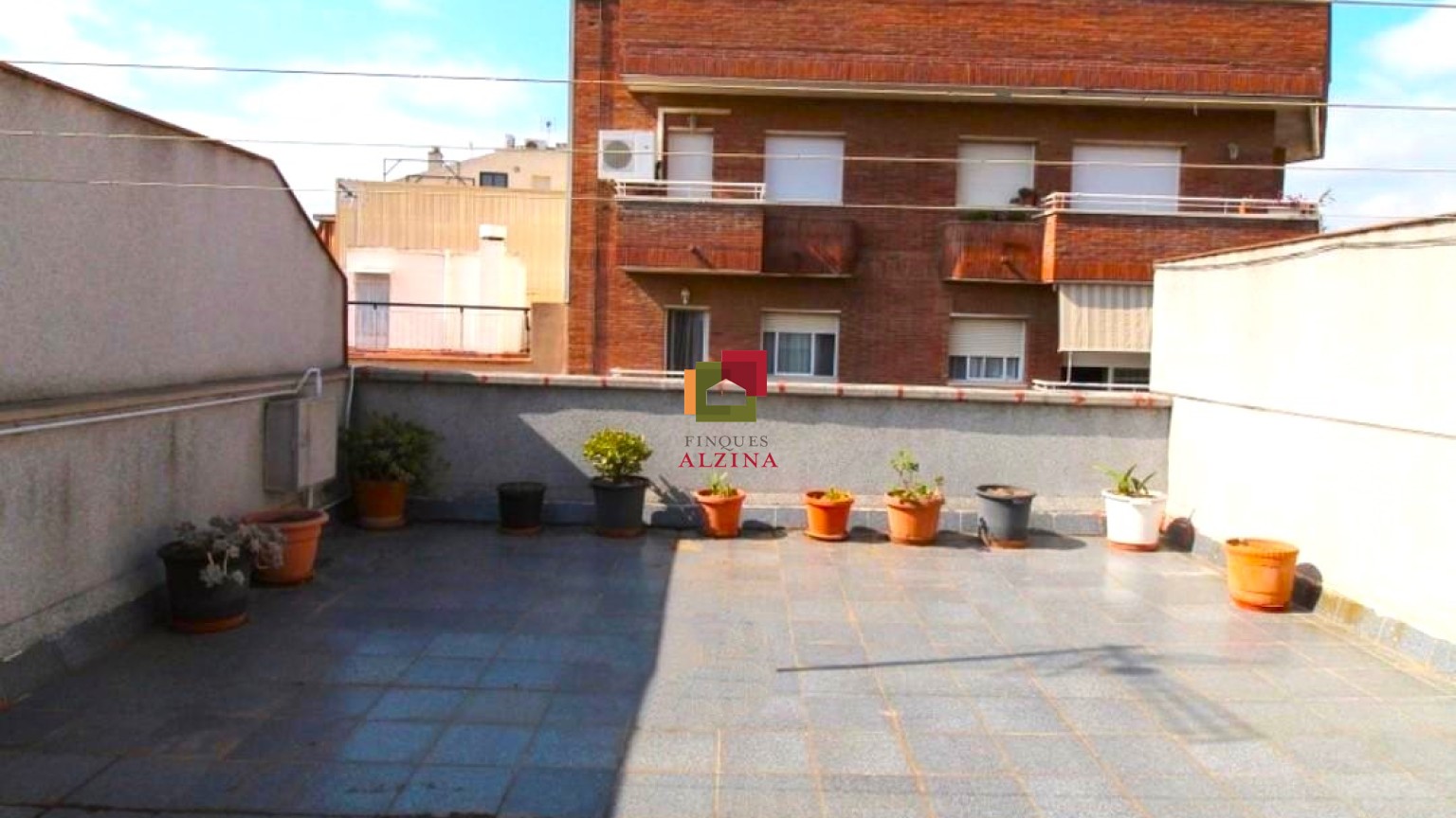 ¡Bienvenidos a esta maravillosa casa en venta en el Pedró!