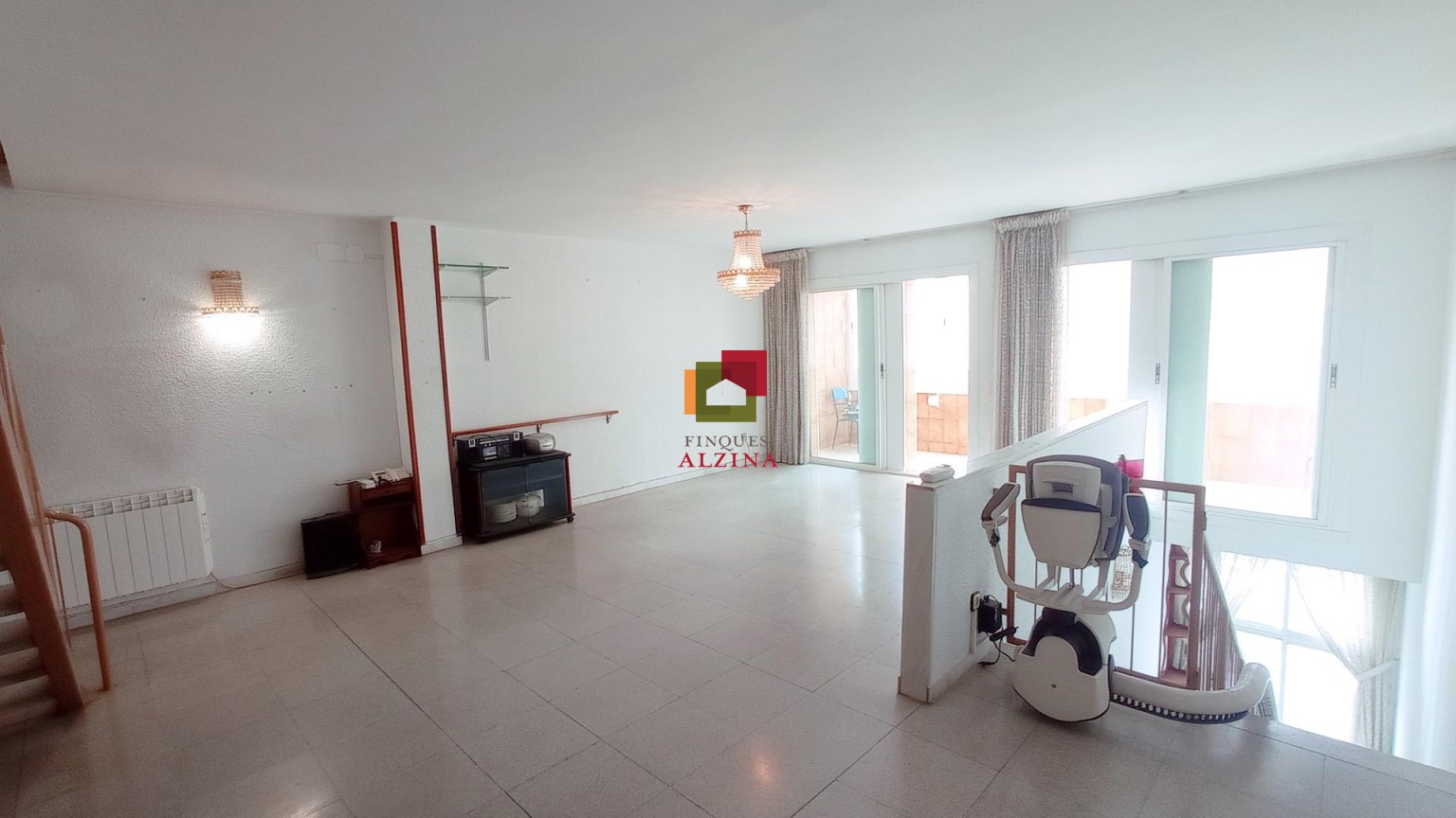 ¡Bienvenidos a esta maravillosa casa en venta en el Pedró!