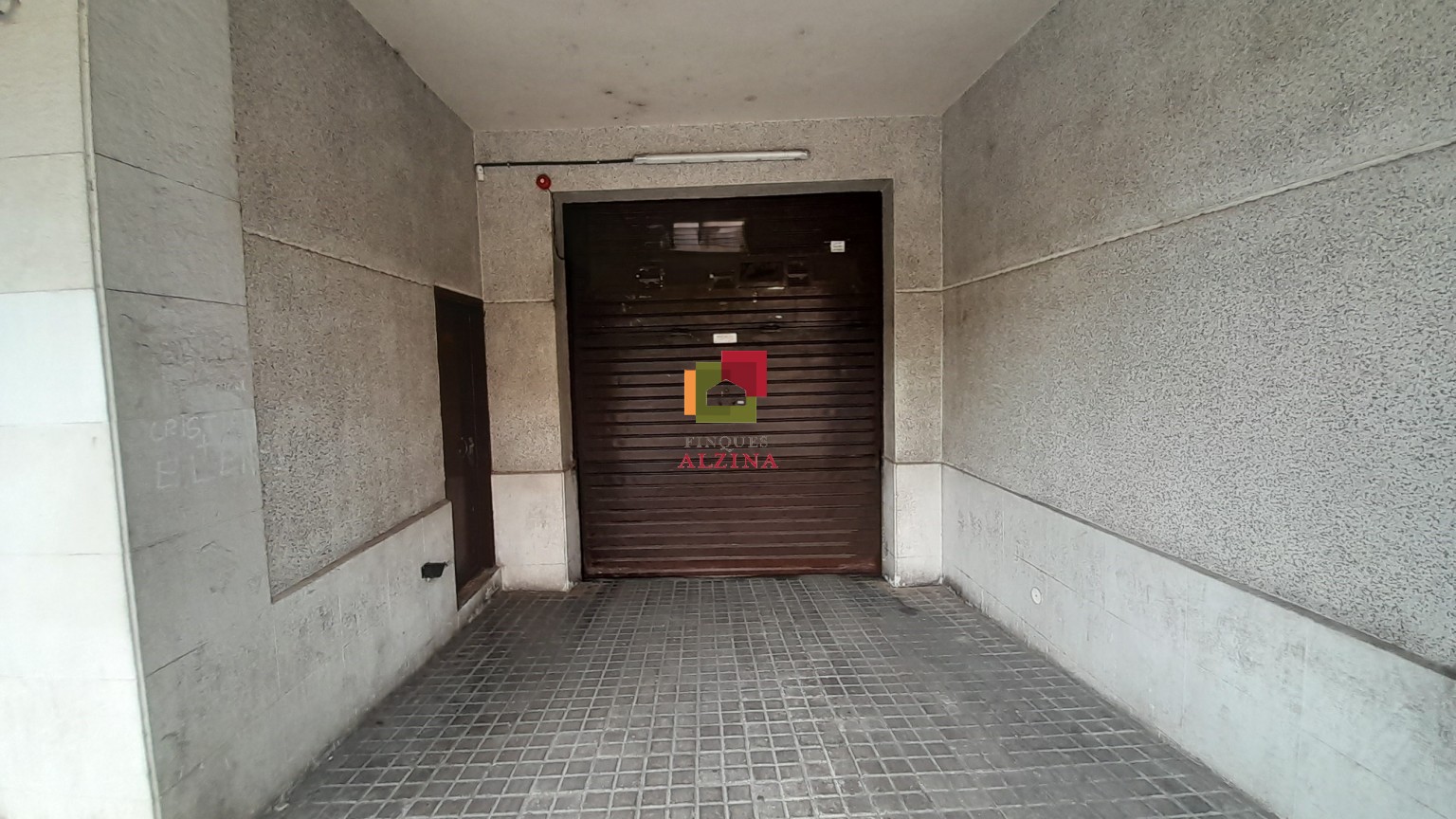 PLAZA DE PARQUIN EN VENTA