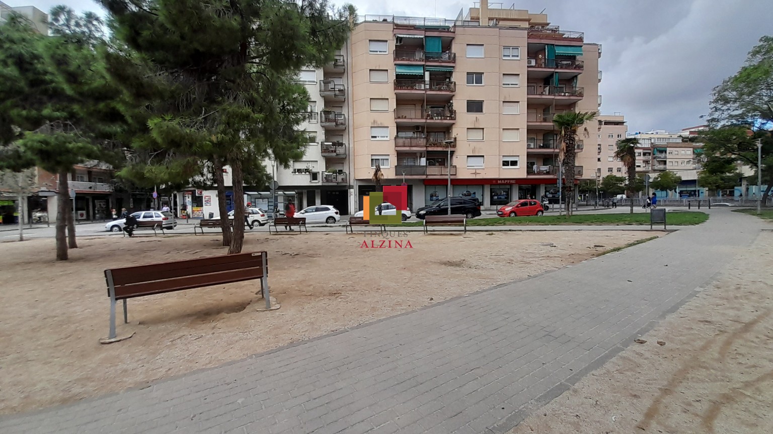 PLAZA DE PARQUIN EN VENTA