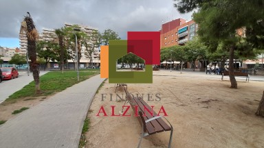 PLAZA DE PARQUIN EN VENTA