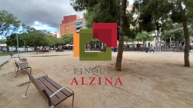 PLAZA DE PARQUIN EN VENTA