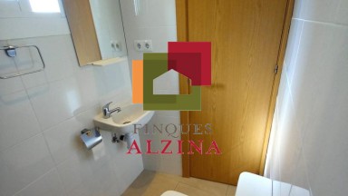 Ático Reformado con Doble Terraza en Pubilla Casa