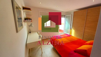 Ático Reformado con Doble Terraza en Pubilla Casa
