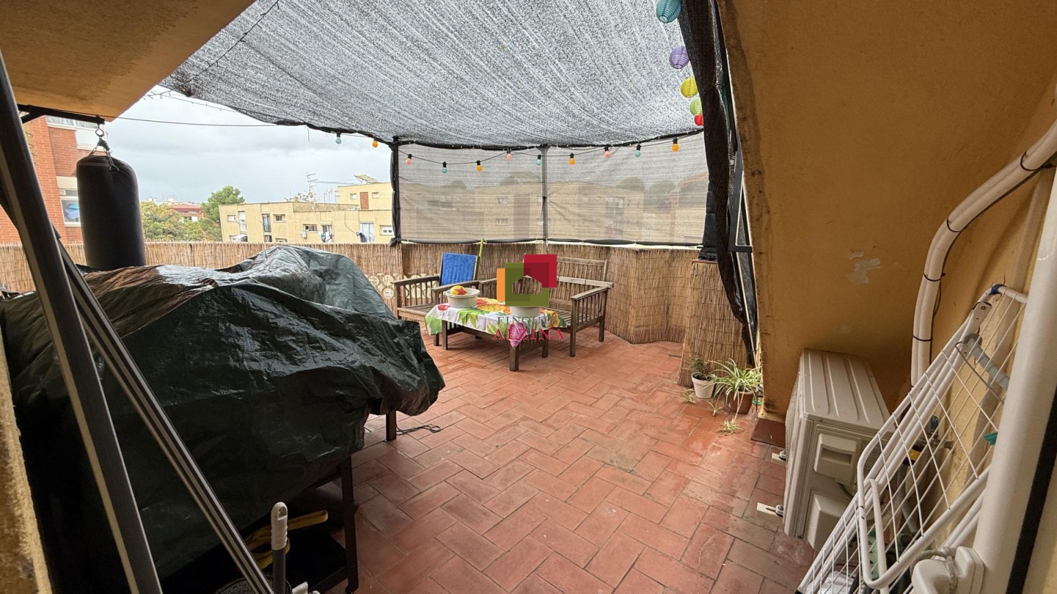 Edificio en venta en bloque