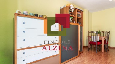 ON LA LLUM ET DONA LA BENVINGUDA CADA DIA