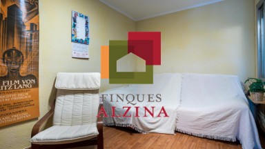 ON LA LLUM ET DONA LA BENVINGUDA CADA DIA