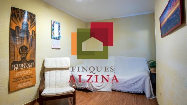 ON LA LLUM ET DONA LA BENVINGUDA CADA DIA