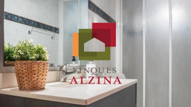 ON LA LLUM ET DONA LA BENVINGUDA CADA DIA