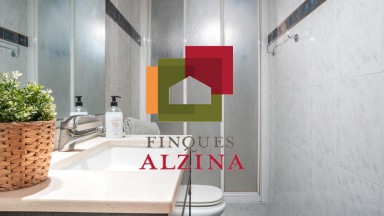 ON LA LLUM ET DONA LA BENVINGUDA CADA DIA