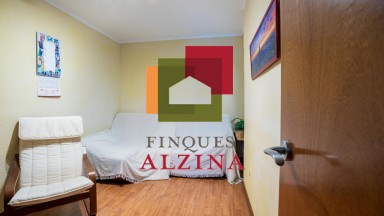 ON LA LLUM ET DONA LA BENVINGUDA CADA DIA