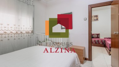 Encantador pis lluminós a Esplugues: comoditat i potencial a cada racó