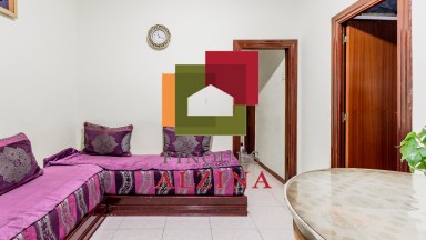 Encantador pis lluminós a Esplugues: comoditat i potencial a cada racó