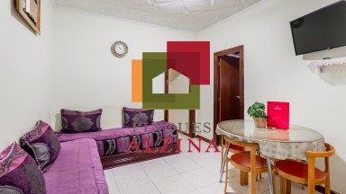 Encantador pis lluminós a Esplugues: comoditat i potencial a cada racó