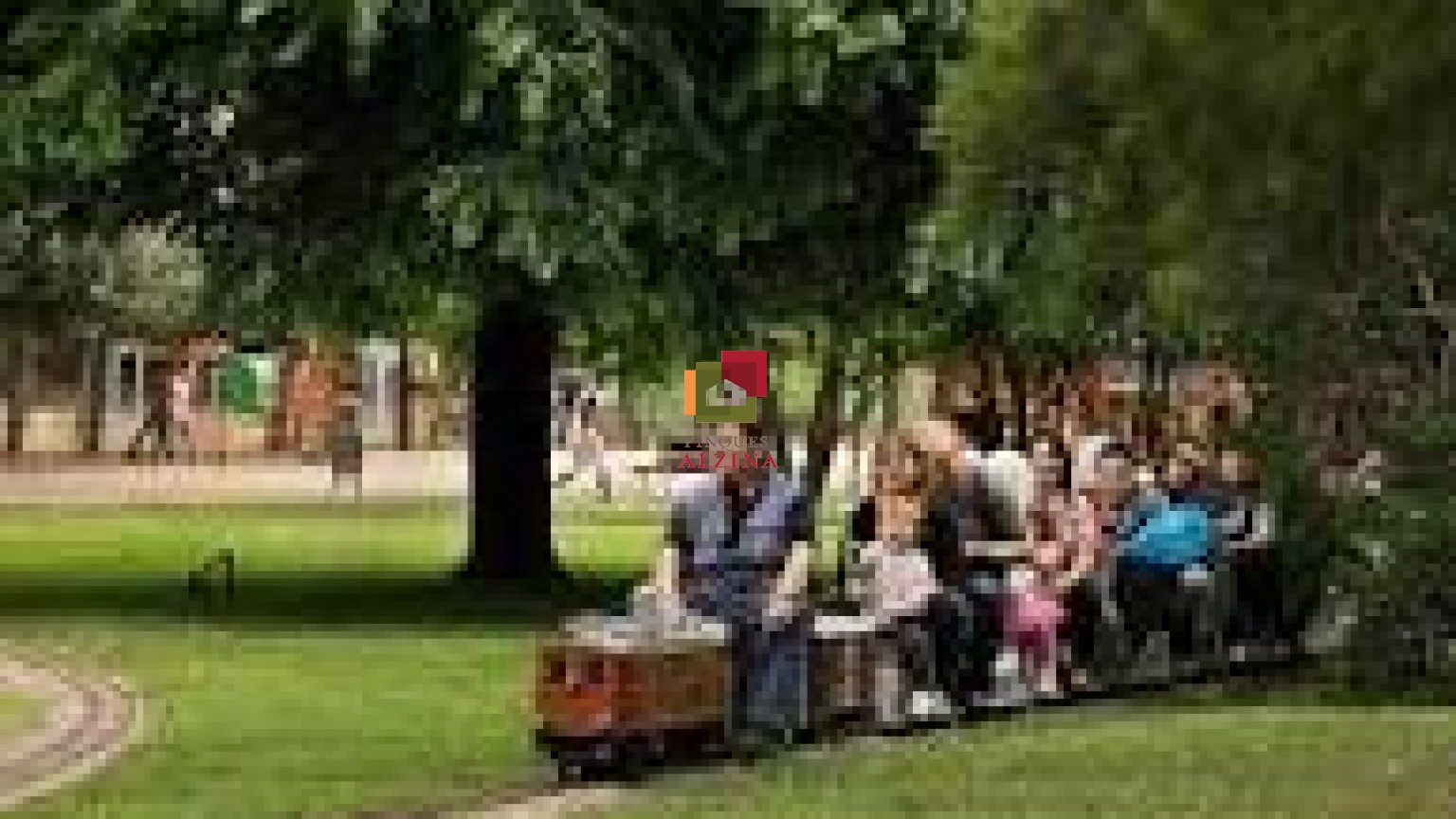 PISO LUMINOSO CON BALCÓN EN UNA DE LAS MEJORES ZONAS DE CORNELLÀ.