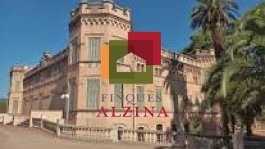 PISO LUMINOSO CON BALCÓN EN UNA DE LAS MEJORES ZONAS DE CORNELLÀ.