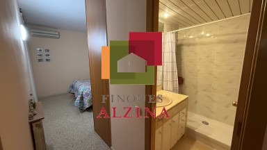 PISO LUMINOSO CON BALCÓN EN UNA DE LAS MEJORES ZONAS DE CORNELLÀ.