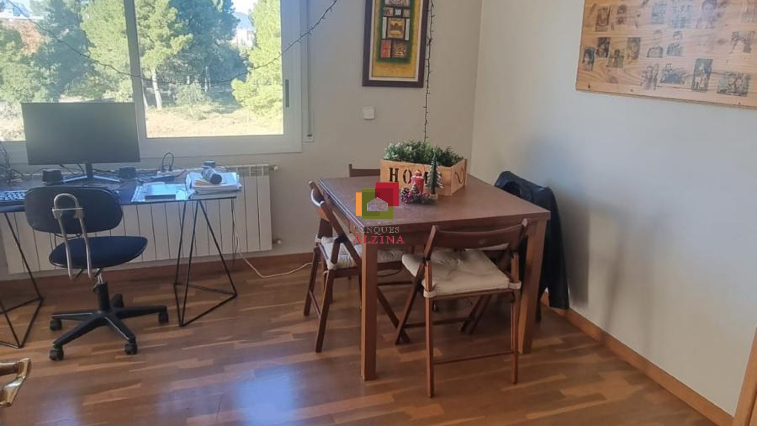 Luminoso piso esquinero con terraza y vistas