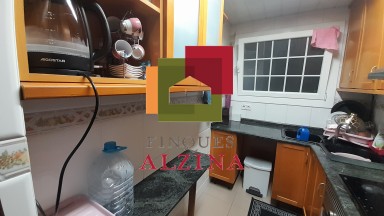 INVERSIÓN CON RENTABILIDAD | Piso con inquilinos en Pubilla Cases