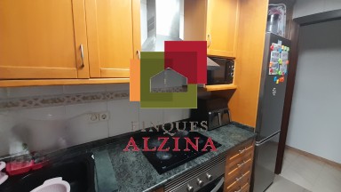 INVERSIÓN CON RENTABILIDAD | Piso con inquilinos en Pubilla Cases