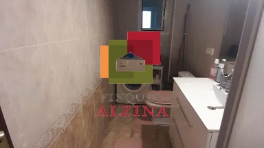 INVERSIÓN CON RENTABILIDAD | Piso con inquilinos en Pubilla Cases