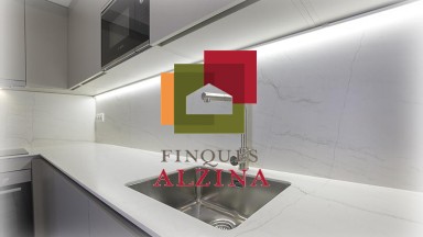 Luminoso piso con balcón y excelentes calidades en Collblanc