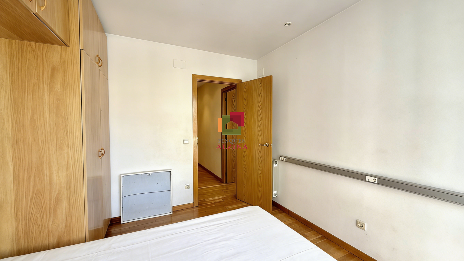 Piso luminoso en Sants-Montjuïc con excelente ubicación