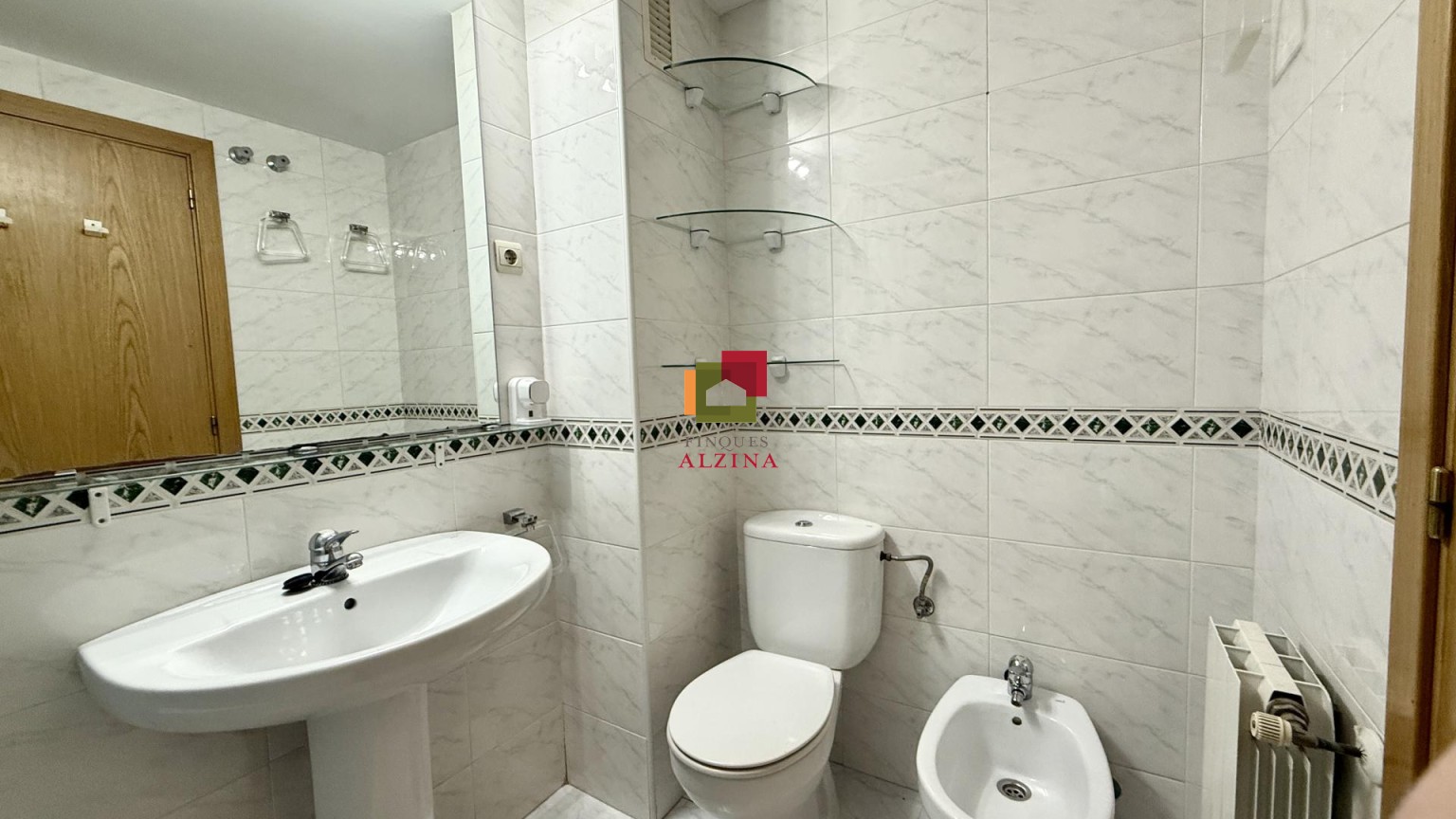 Piso luminoso en Sants-Montjuïc con excelente ubicación