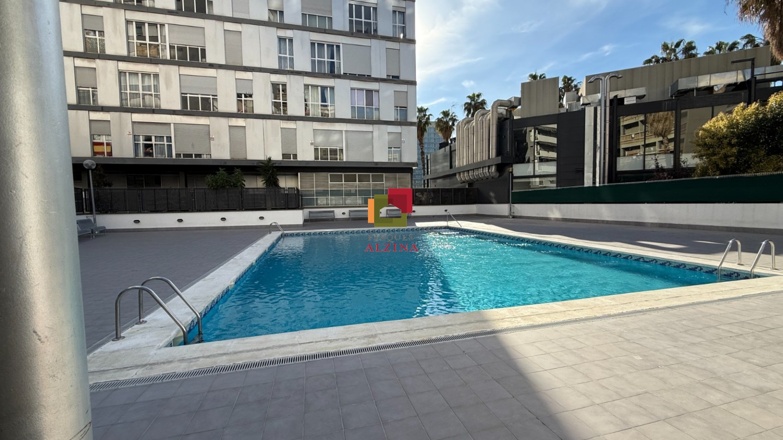 Piso luminoso en Sants-Montjuïc con excelente ubicación