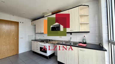 Piso luminoso en Sants-Montjuïc con excelente ubicación