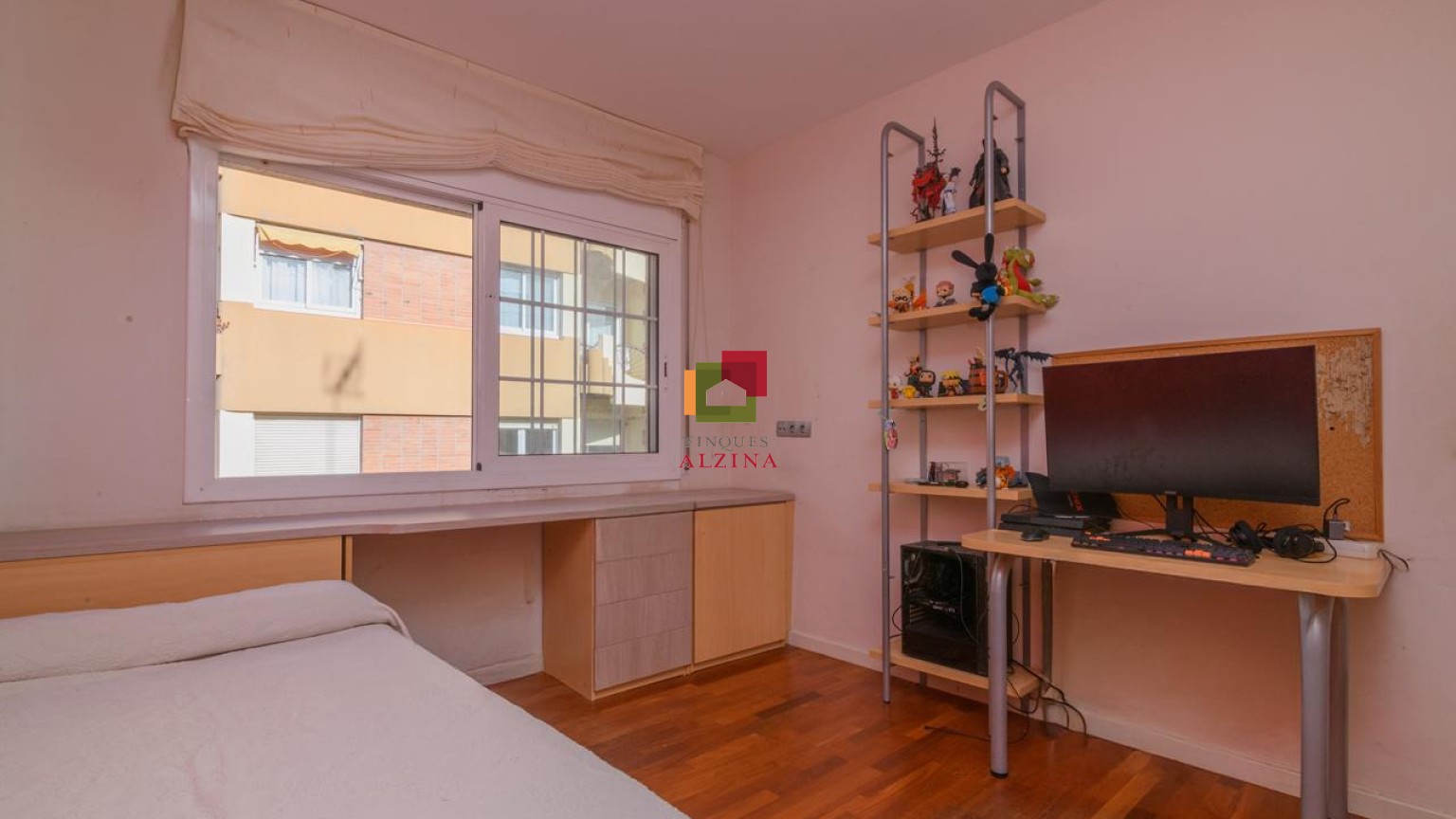 EXPECTACULAR PISO CON TERRAZA PRIVADA