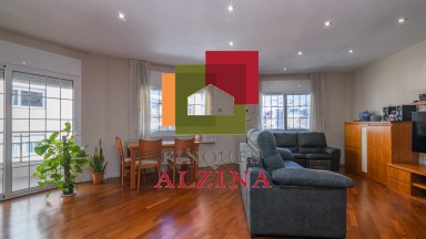 EXPECTACULAR PISO CON TERRAZA PRIVADA