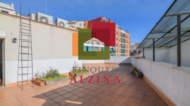 EXPECTACULAR PISO CON TERRAZA PRIVADA