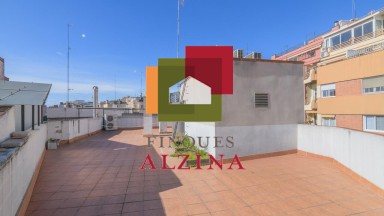 EXPECTACULAR PISO CON TERRAZA PRIVADA