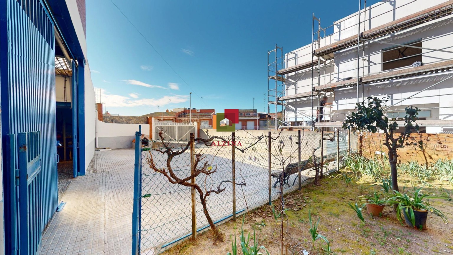 UNA CASA AMPLIA PARA VIVIR, DISFRUTAR Y SOÑAR