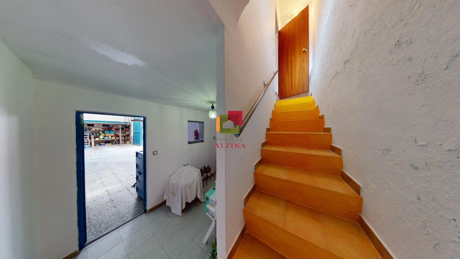 UNA CASA AMPLIA PARA VIVIR, DISFRUTAR Y SOÑAR