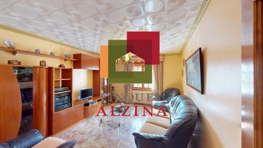 UNA CASA AMPLIA PARA VIVIR, DISFRUTAR Y SOÑAR