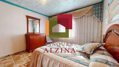UNA CASA AMPLIA PARA VIVIR, DISFRUTAR Y SOÑAR