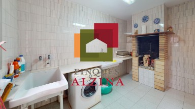 UNA CASA AMPLIA PARA VIVIR, DISFRUTAR Y SOÑAR