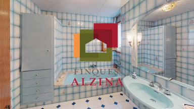 UNA CASA AMPLIA PARA VIVIR, DISFRUTAR Y SOÑAR