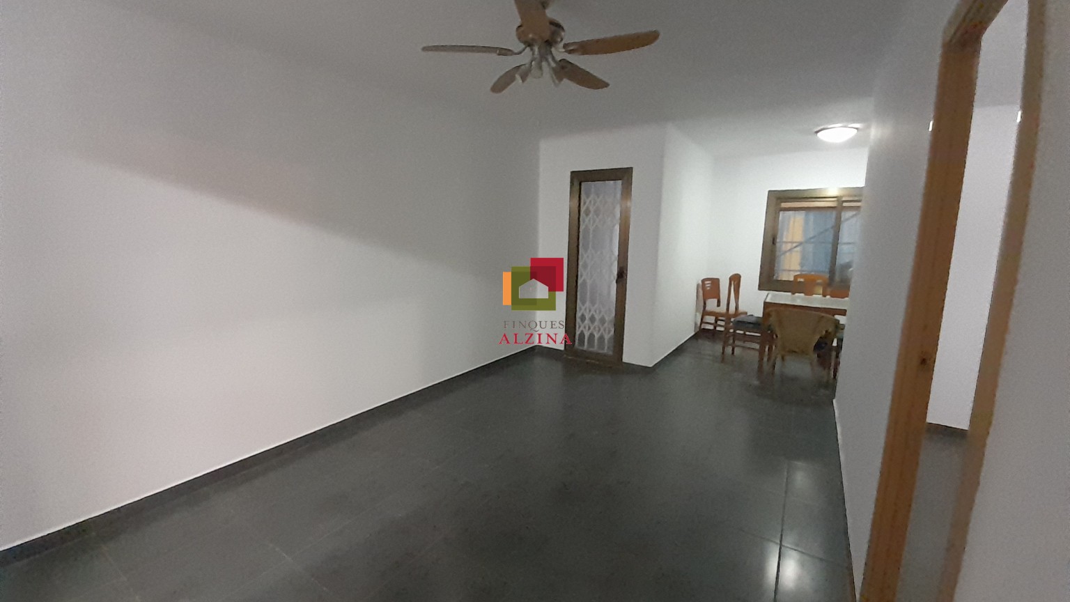 PLANTA BAJA CON PATIO AMPLIO