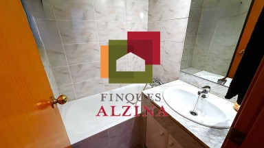 PIS LLUMINÓS AMB BALCÓ EN UNA DE LES MEJORES ZONES DE CORNELLÀ.