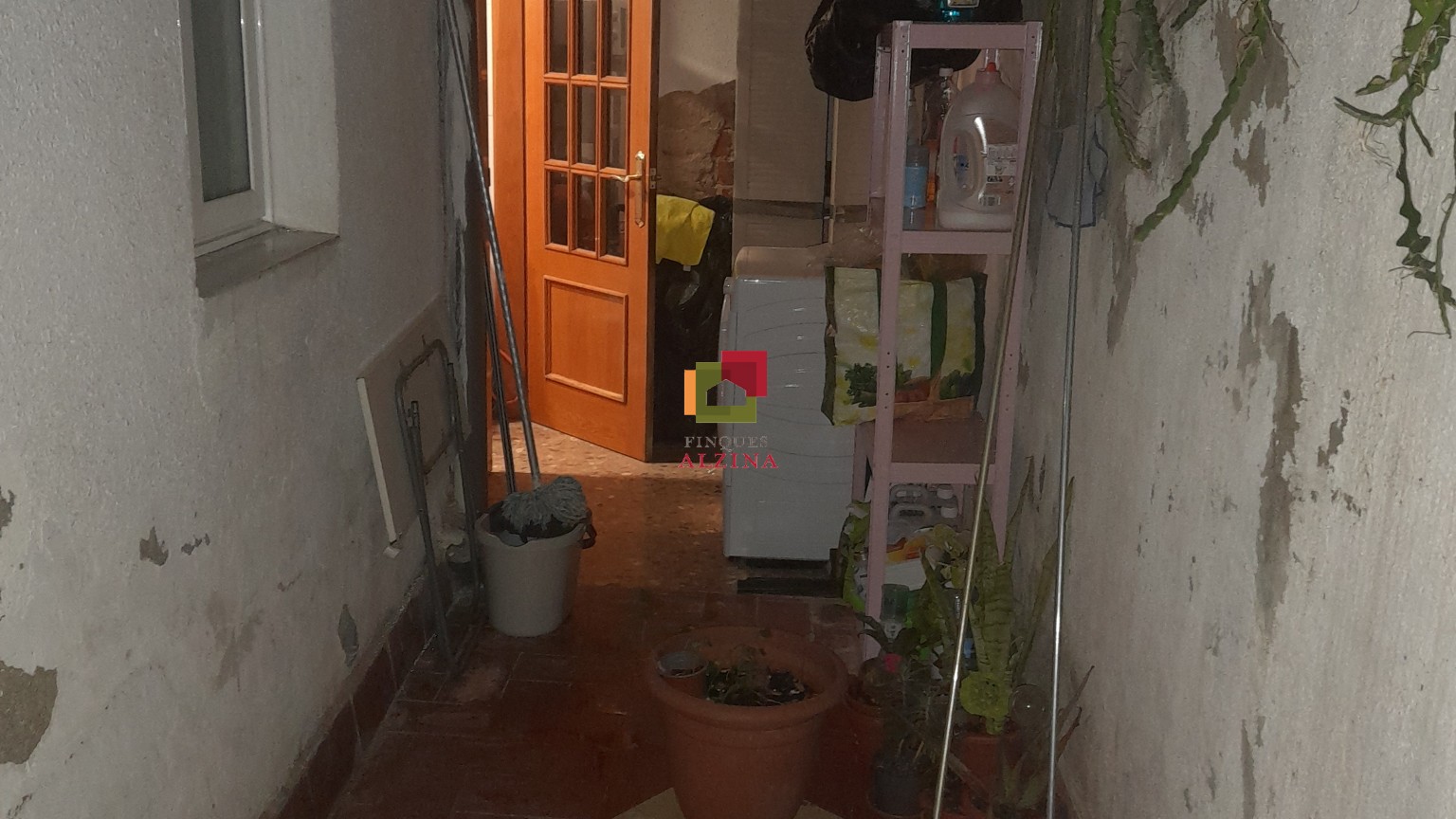 Planta baixa a Pubilla Cases amb llogater – inversió amb rendibilitat garantida