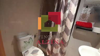 Planta baja en Pubilla Cases con inquilino – inversión con rentabilidad garantizada