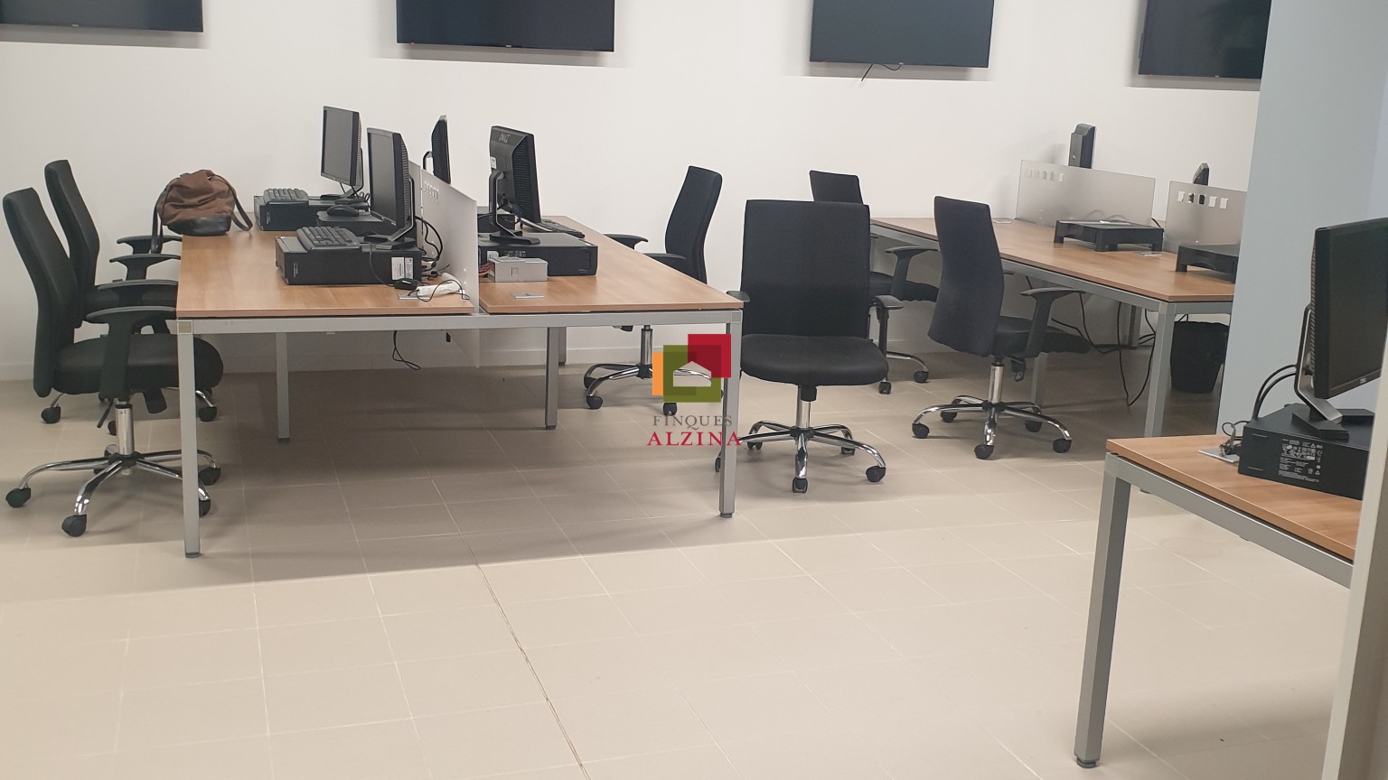 Donde nacen los proyectos grandes – Local premium en Esplugues