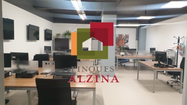 Donde nacen los proyectos grandes – Local premium en Esplugues
