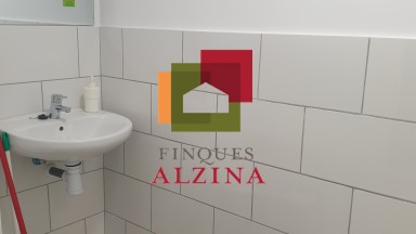 Donde nacen los proyectos grandes – Local premium en Esplugues