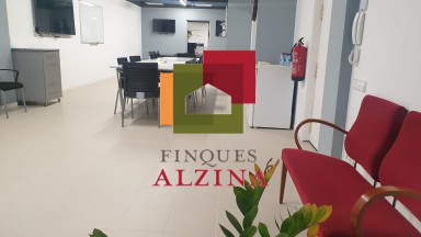 Donde nacen los proyectos grandes – Local premium en Esplugues