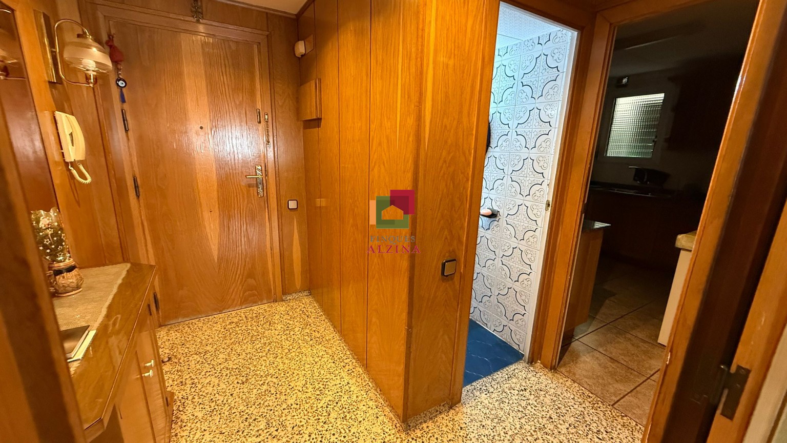 VIVE EN UNA DE LAS ZONAS MEJOR COMUNICADAS DE CORNELLÀ.