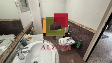 VIVE EN UNA DE LAS ZONAS MEJOR COMUNICADAS DE CORNELLÀ.
